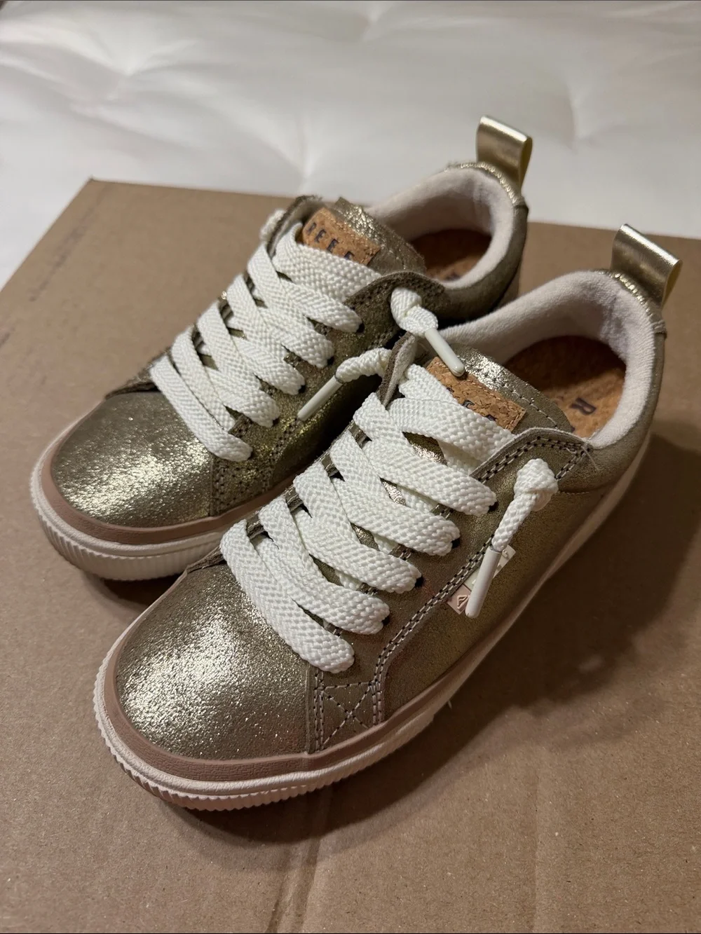 Reef Lay Day Dawn Metallic Gold Lace-Up Sneakers with White Laces